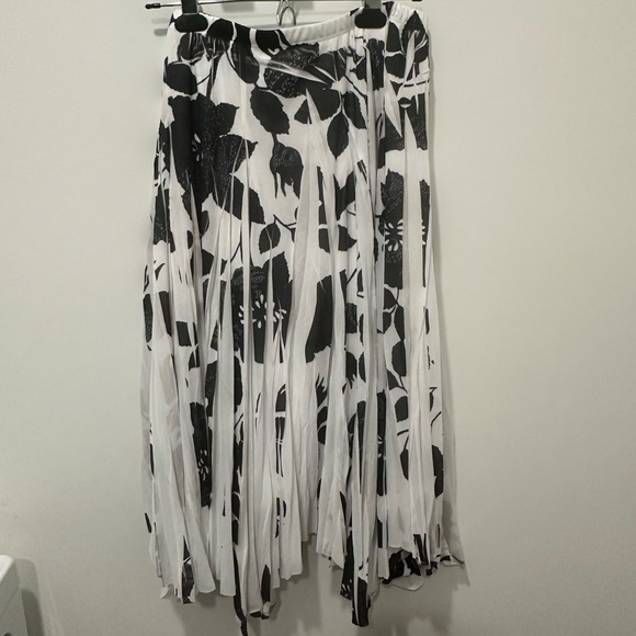 Maurice’s flowy skirt - Picture 1 of 1